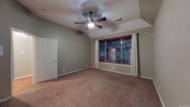 200 Nandina Ct, Cibolo, TX 78108