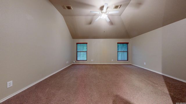 200 Nandina Ct, Cibolo, TX 78108