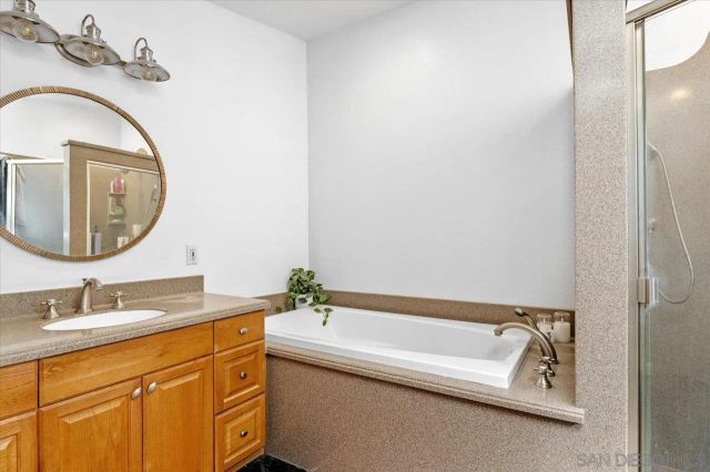 3620 Foxley Dr, Escondido, CA 92027
