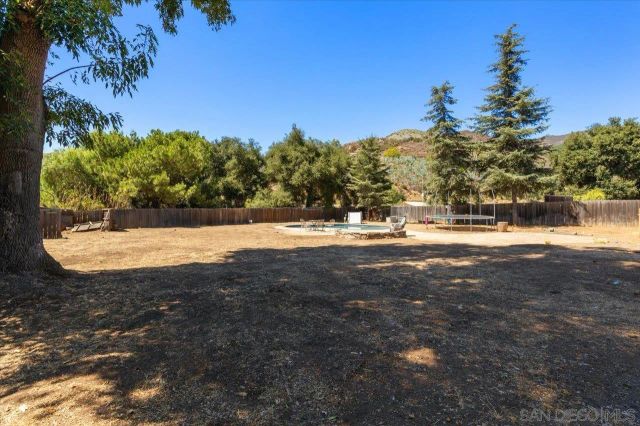 3620 Foxley Dr, Escondido, CA 92027