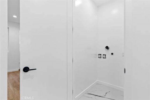 6844 Cedros Avenue, Van Nuys, CA 91405