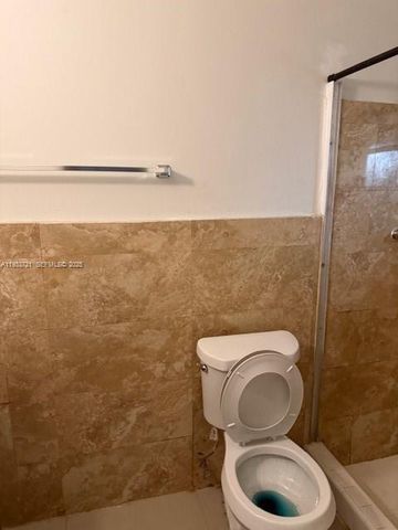 3924 Hayes St, Hollywood, FL 33021