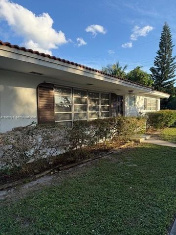 3924 Hayes St, Hollywood, FL 33021