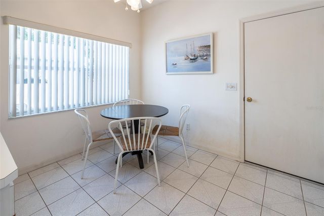 9077 SW 95TH AVENUE, Ocala, FL 34481