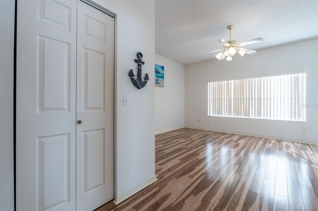 9077 SW 95TH AVENUE, Ocala, FL 34481