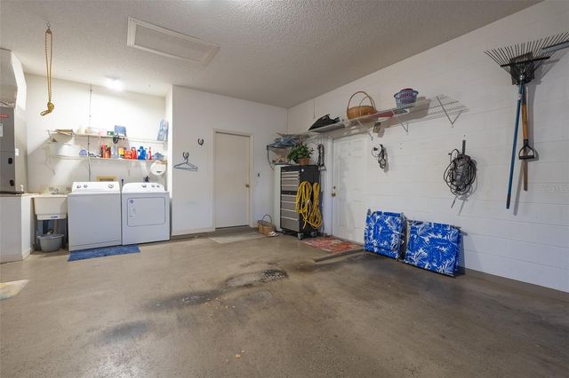 9077 SW 95TH AVENUE, Ocala, FL 34481