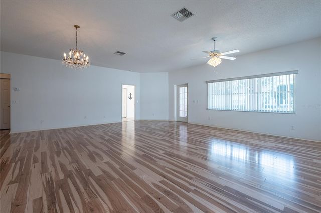 9077 SW 95TH AVENUE, Ocala, FL 34481