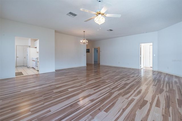 9077 SW 95TH AVENUE, Ocala, FL 34481