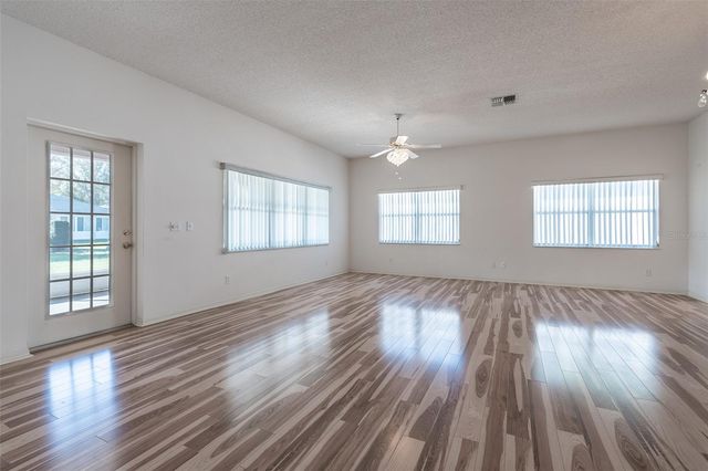 9077 SW 95TH AVENUE, Ocala, FL 34481