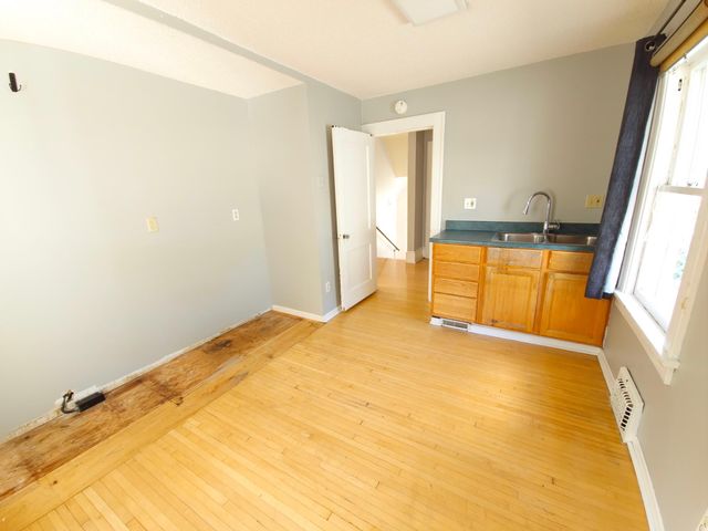 1105 10th Street N, Fargo, ND 58102