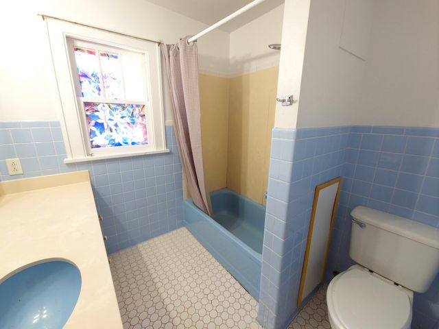 1105 10th Street N, Fargo, ND 58102
