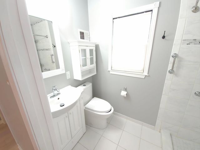 1105 10th Street N, Fargo, ND 58102