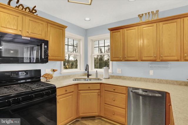 123 GRAYSTONE DR, Hummelstown, PA 17036