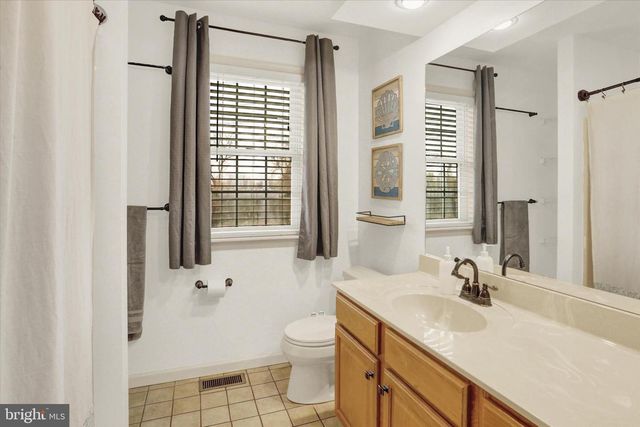 123 GRAYSTONE DR, Hummelstown, PA 17036