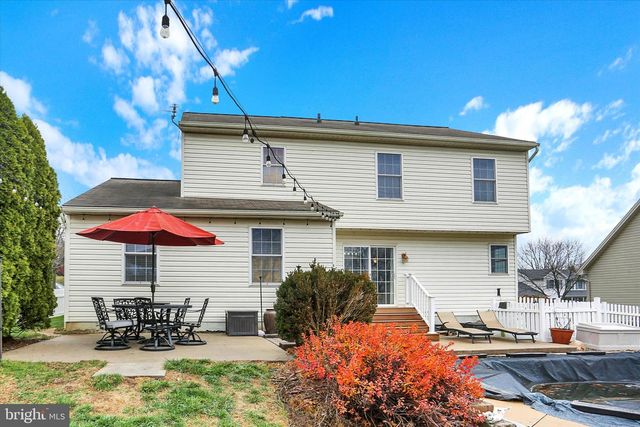 123 GRAYSTONE DR, Hummelstown, PA 17036