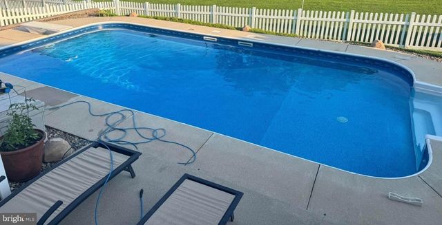 123 GRAYSTONE DR, Hummelstown, PA 17036