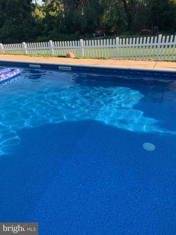 123 GRAYSTONE DR, Hummelstown, PA 17036