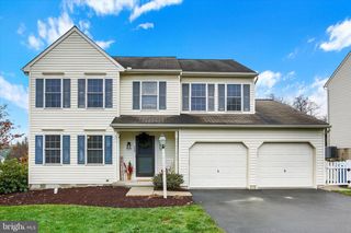 123 GRAYSTONE DR, Hummelstown, PA 17036