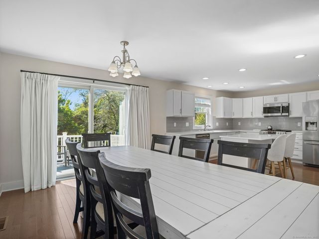 118 Berwick Avenue 118, Fairfield, CT 06825