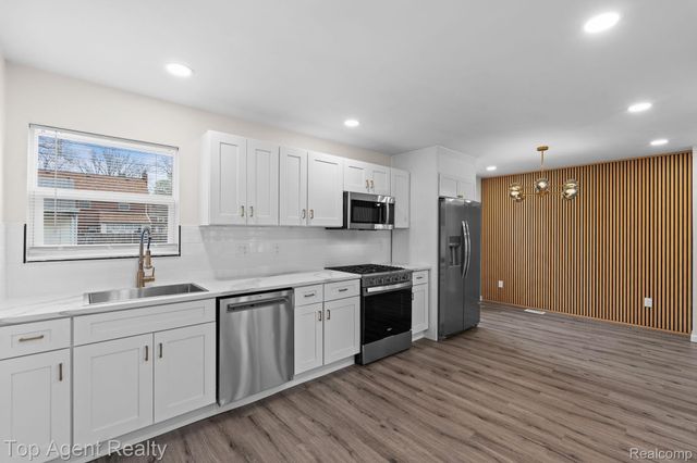 14840 Artesian Street, Detroit, MI 48223