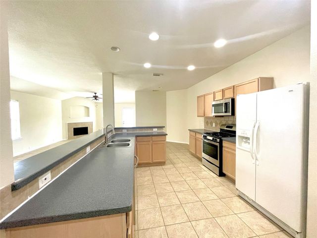 5811 La Crema, Missouri City, TX 77459