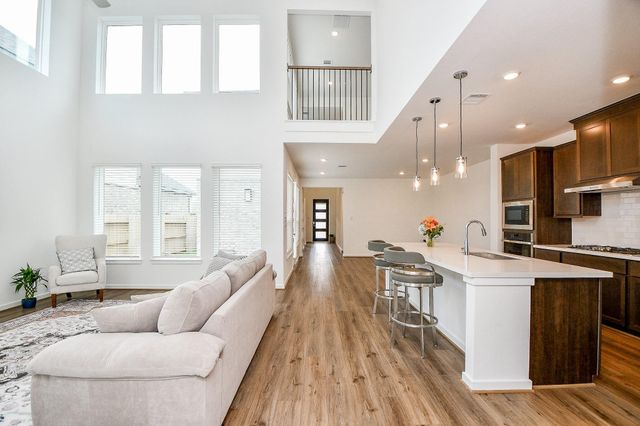 9606 Starry Eyes Ln, Richmond, TX 77407