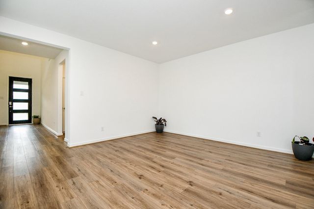 9606 Starry Eyes Ln, Richmond, TX 77407