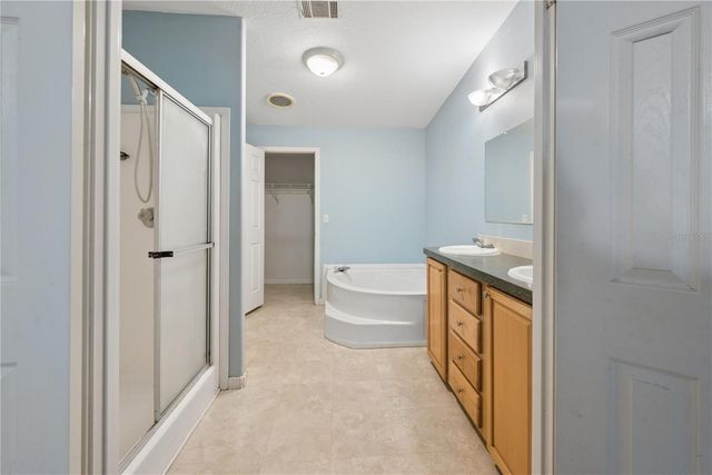 19514 N COUNTY ROAD 225, Gainesville, FL 32609