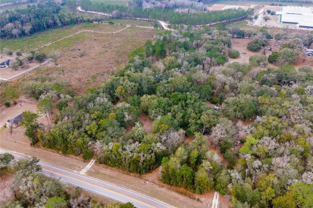 19514 N COUNTY ROAD 225, Gainesville, FL 32609