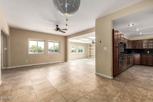 37406 N 15TH Avenue, Phoenix, AZ 85086