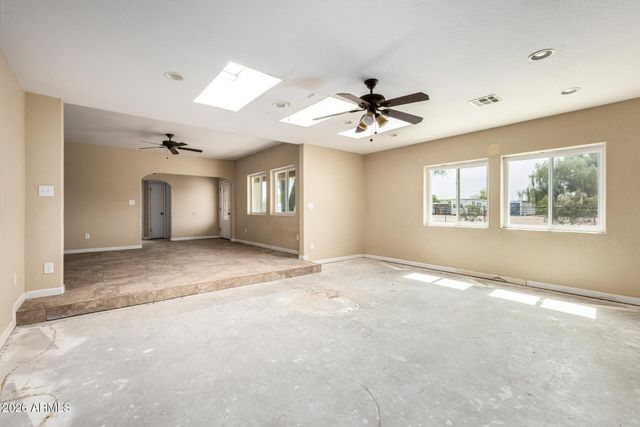 37406 N 15TH Avenue, Phoenix, AZ 85086