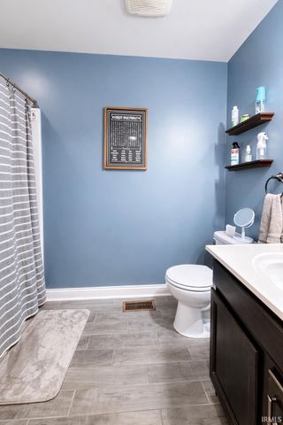 2303 Spring Run Lane, Lowell, IN 46356