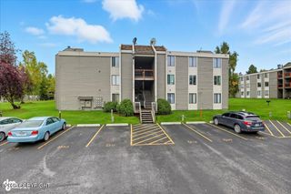 4660 Reka Drive, #D12, Anchorage, AK 99508