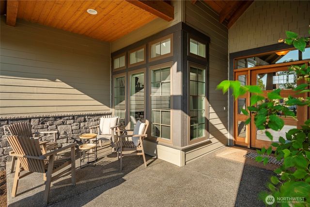 8648 Ashbury Court, Blaine, WA 98230