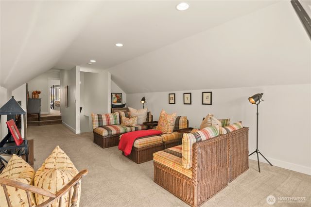 8648 Ashbury Court, Blaine, WA 98230