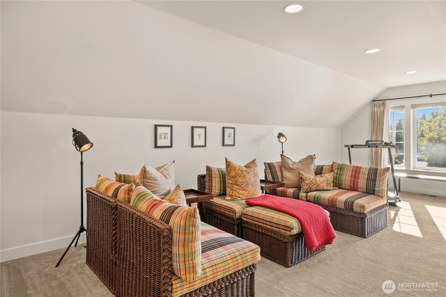 8648 Ashbury Court, Blaine, WA 98230