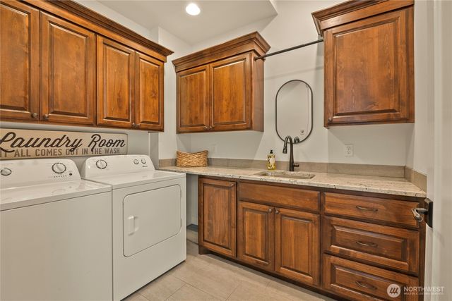 8648 Ashbury Court, Blaine, WA 98230