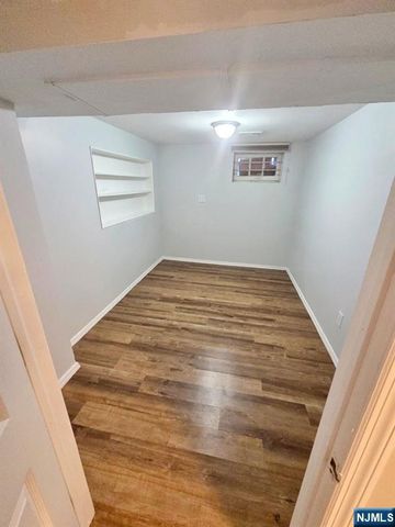 1205 Overlook Avenue, Teaneck, NJ 07666