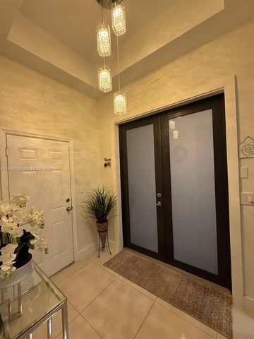 27607 SW 133rd Pl, Homestead, FL 33032