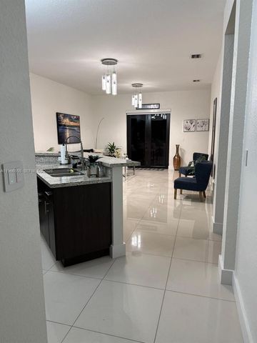 27607 SW 133rd Pl, Homestead, FL 33032