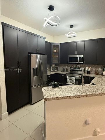 27607 SW 133rd Pl, Homestead, FL 33032