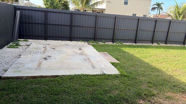 27607 SW 133rd Pl, Homestead, FL 33032