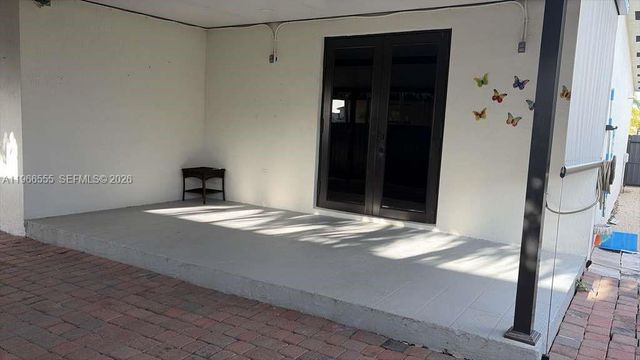 27607 SW 133rd Pl, Homestead, FL 33032