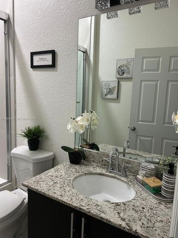 27607 SW 133rd Pl, Homestead, FL 33032