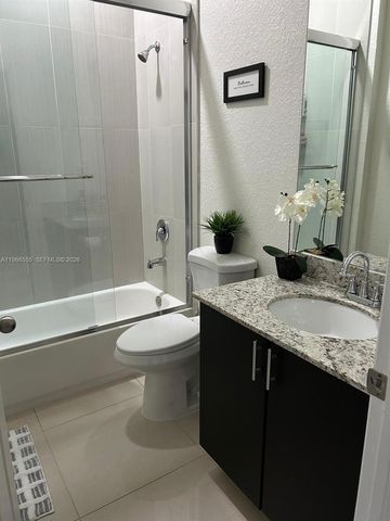 27607 SW 133rd Pl, Homestead, FL 33032