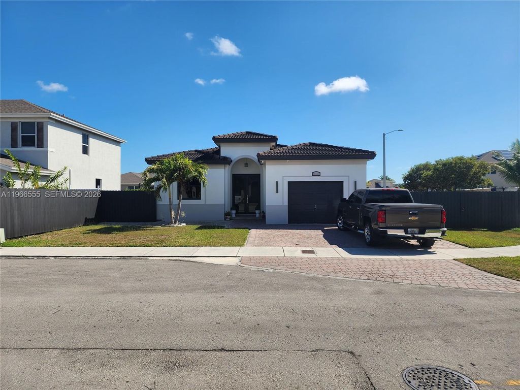 27607 SW 133rd Pl, Homestead, FL 33032