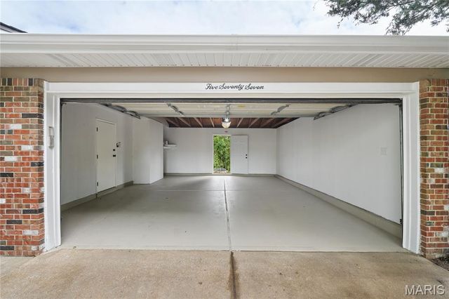 577 Monroe Mill Drive, Ballwin, MO 63011