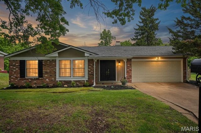 577 Monroe Mill Drive, Ballwin, MO 63011