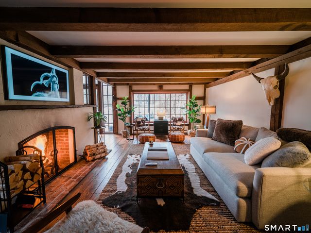 1 Benson Lane, Essex, CT 06426