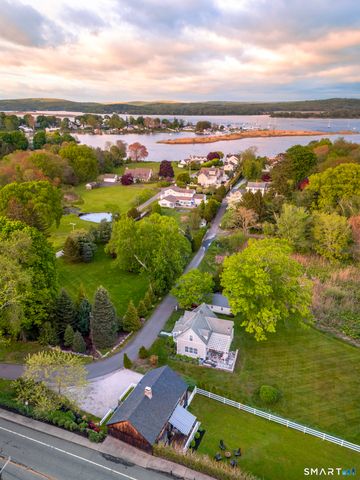 1 Benson Lane, Essex, CT 06426